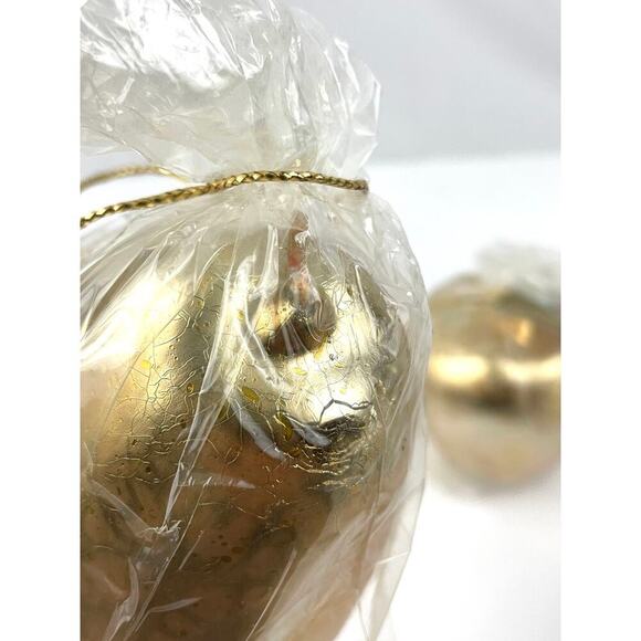 VTG Lot of 2 Gold Painted Elegant Candles Pear & Apple Gift Lord + Taylor - Picture 10 of 12